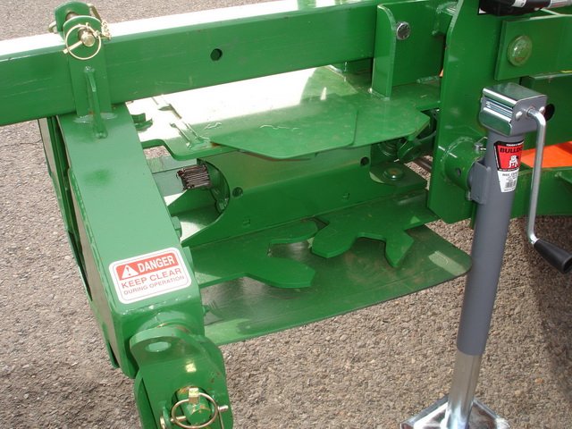 71-Series Constant Velocity Shredder Hitch
